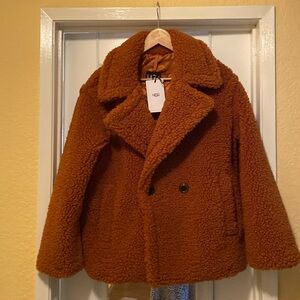 UGG GERTRUDE SHORT TEDDY COATS